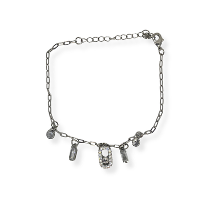 Charm Detaylı Zirkon Taşlı Bileklik