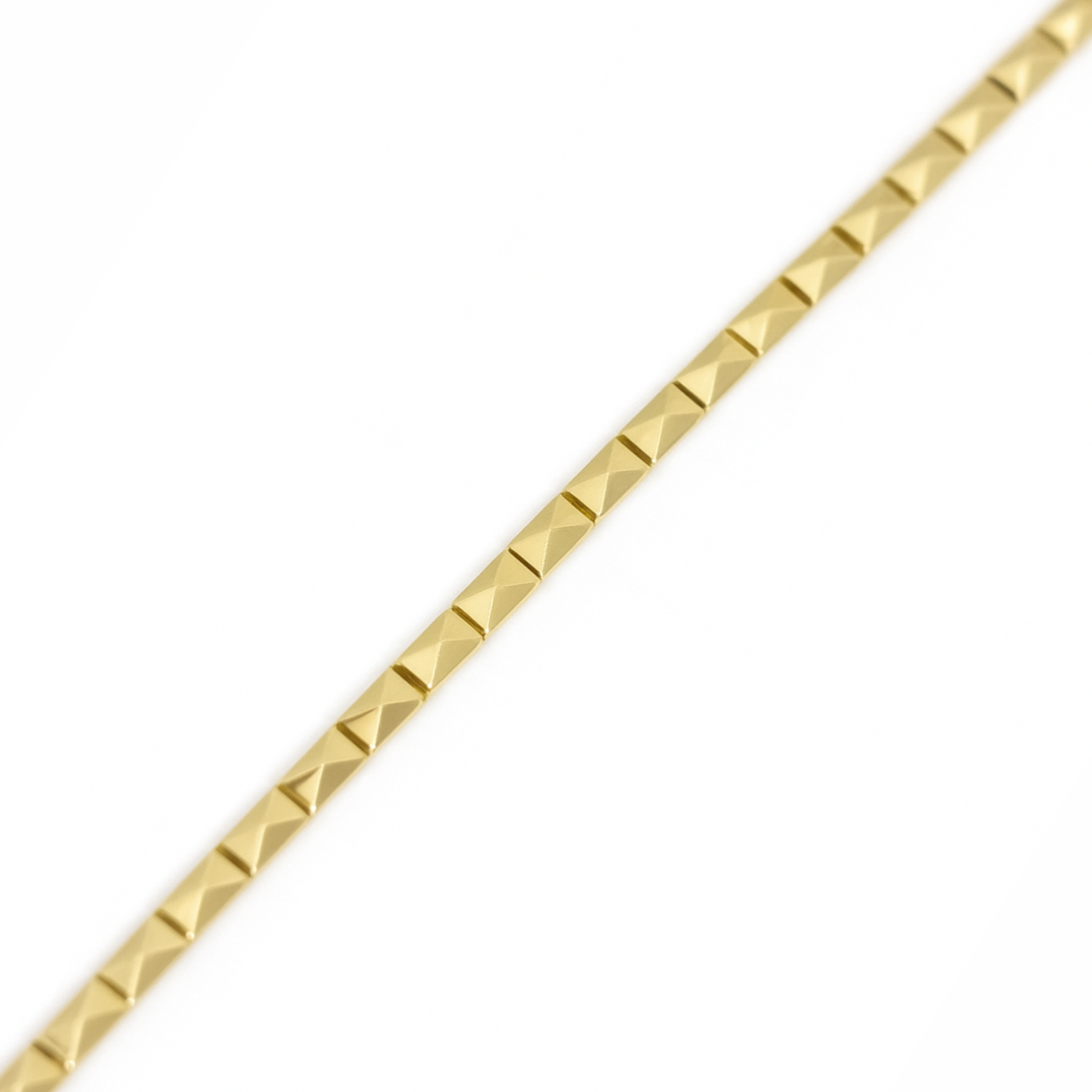 Pyramid Gold Bileklik