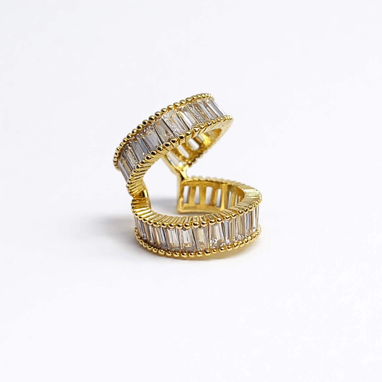 Pure Radiance Gold Ear Cuff