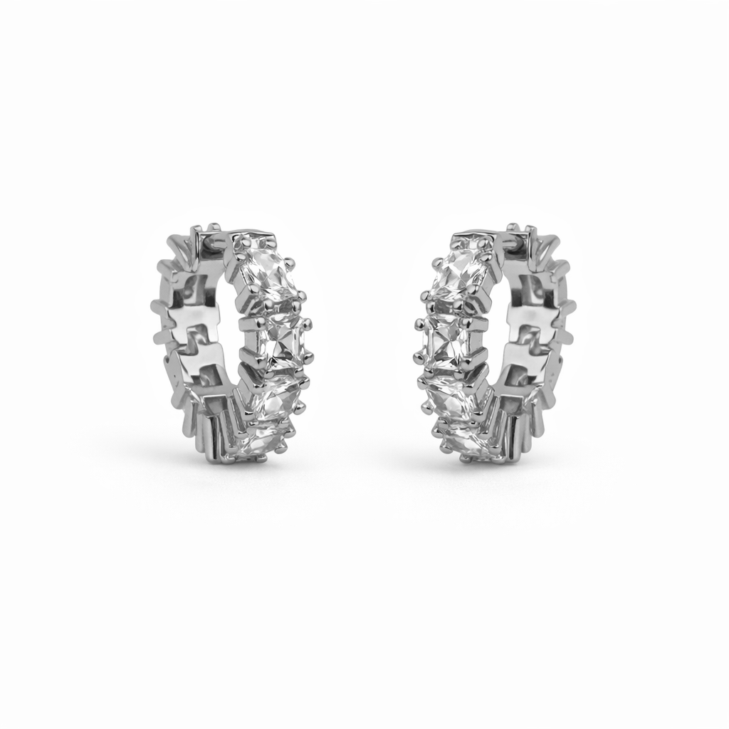 Pure Radiance Silver Küpe